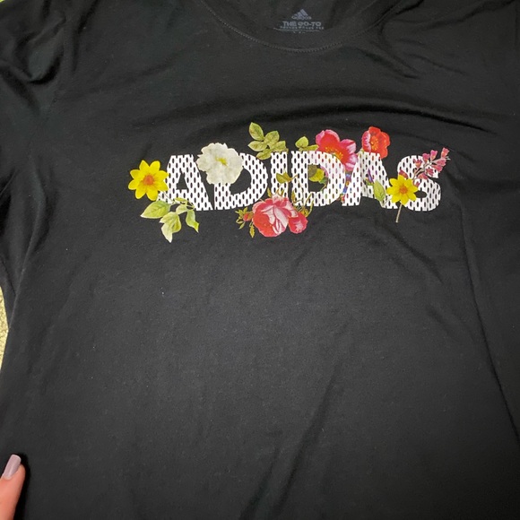 Floral adidas shirt - Picture 2 of 4